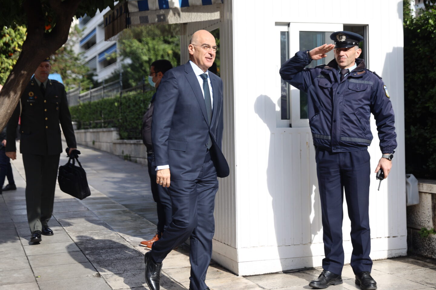 Δένδιας