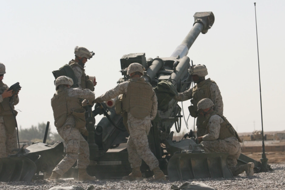 M777