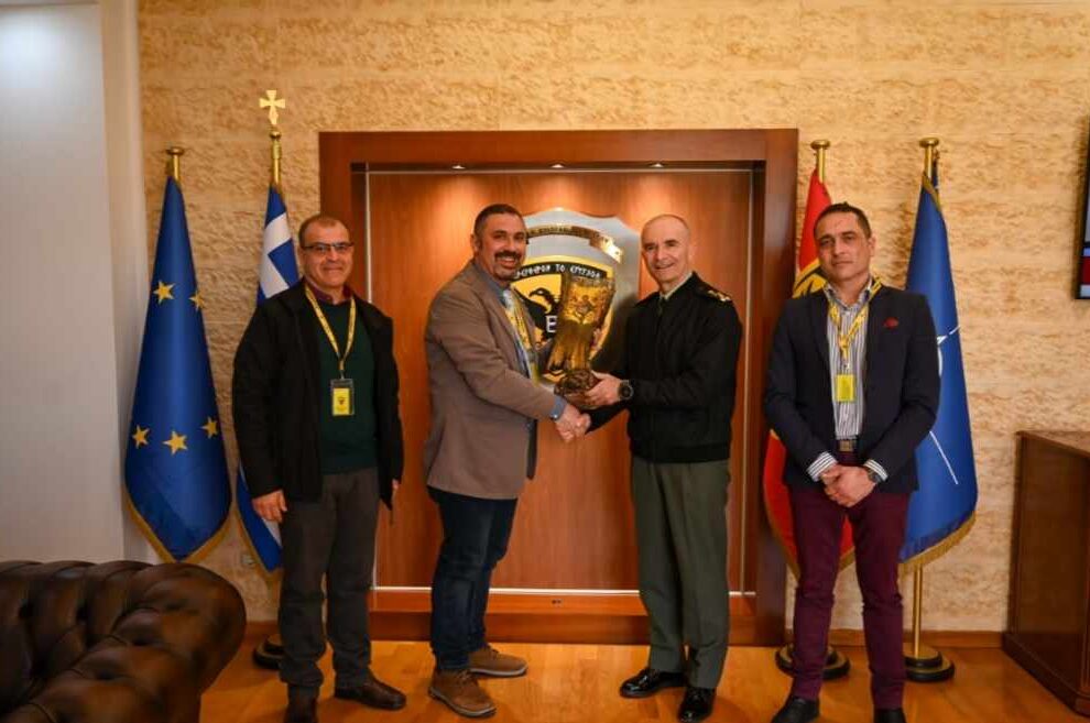 ΠΟΕΣ
