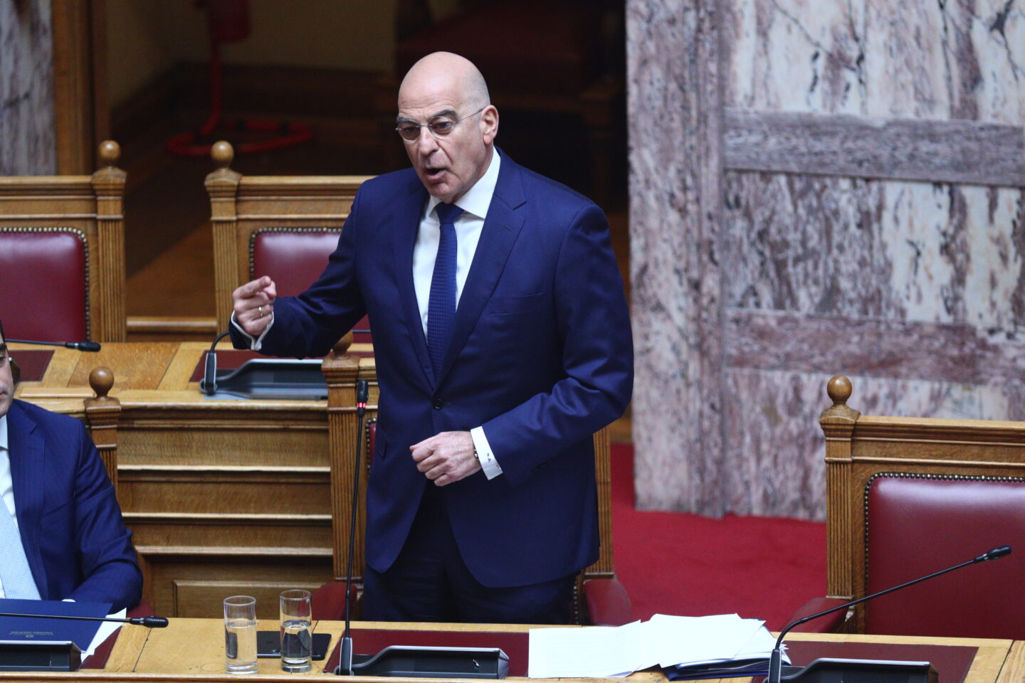 Δένδιας