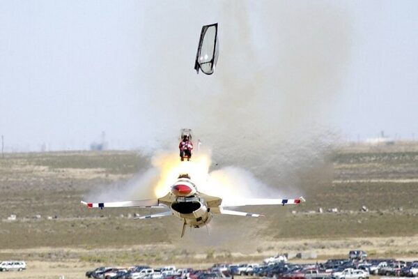 F-16