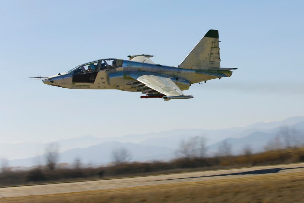 Su-25