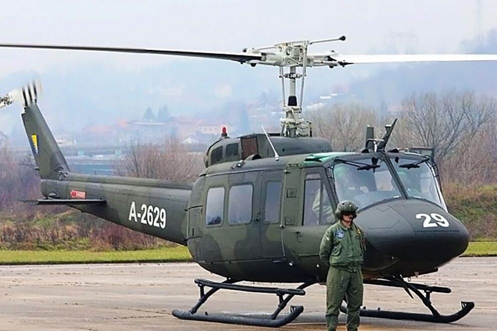 Βοσνία - UH-1H