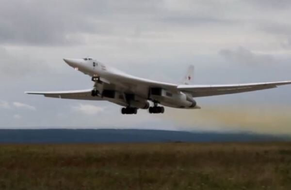 Tu-160
