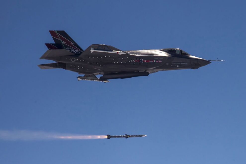 AIM-120D