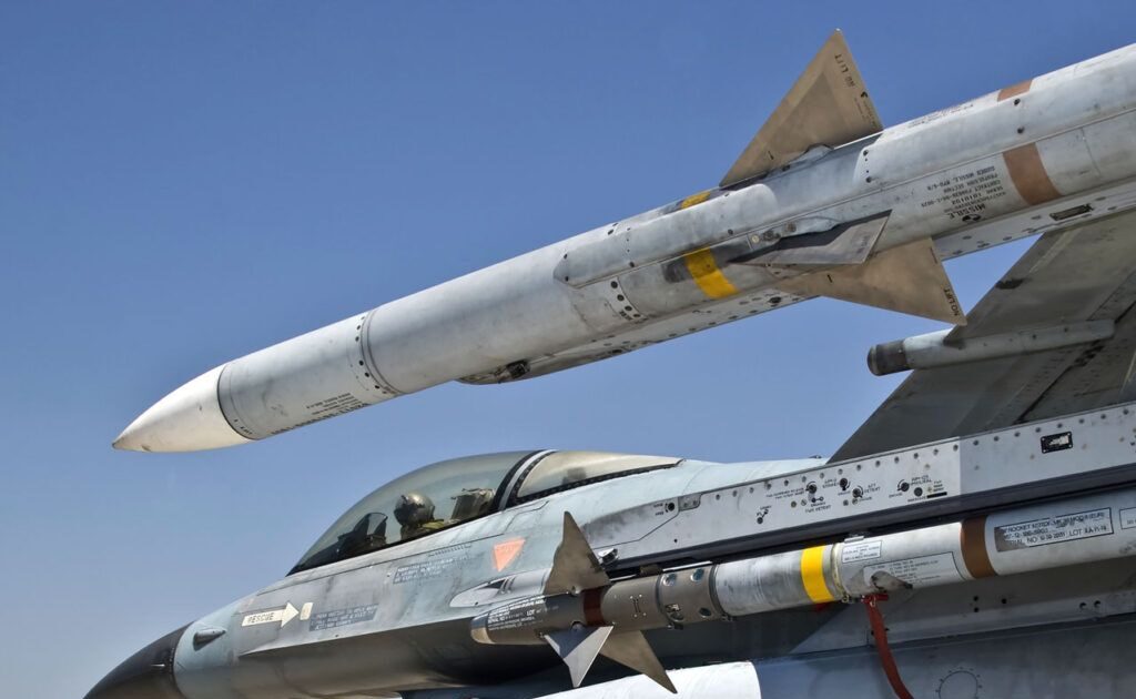 AMRAAM-ER: «Πράσινο φως» από τις ΗΠΑ για την πώληση 236 πυραύλων στη ...