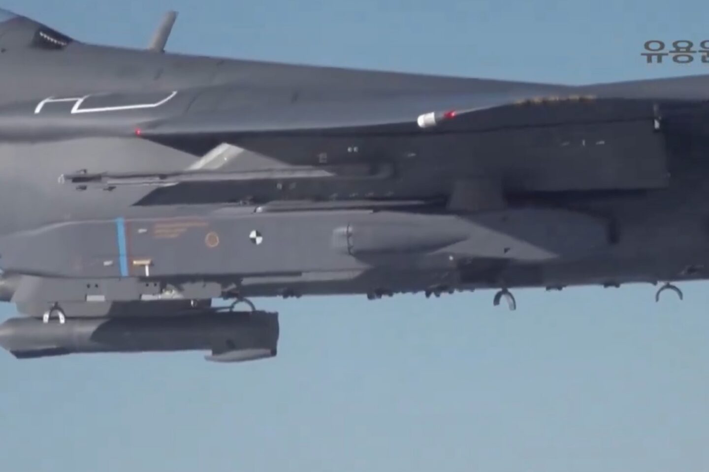Taurus - F-15
