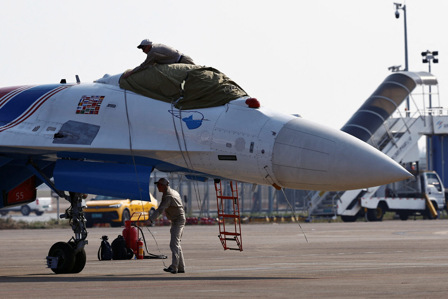Su-35