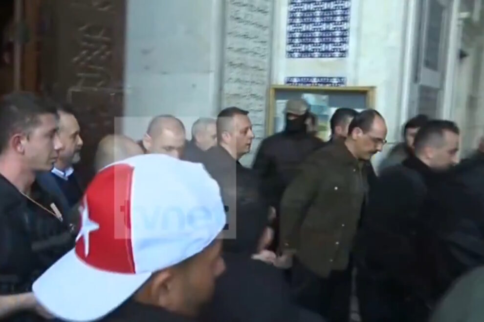 Καλίν