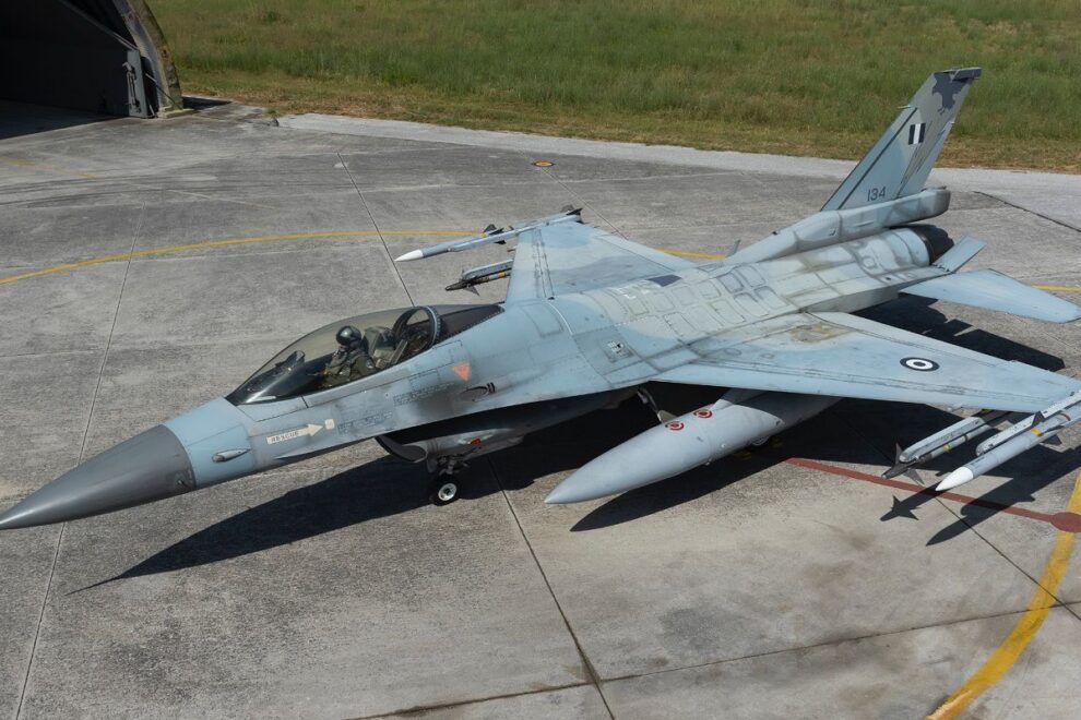 F-16