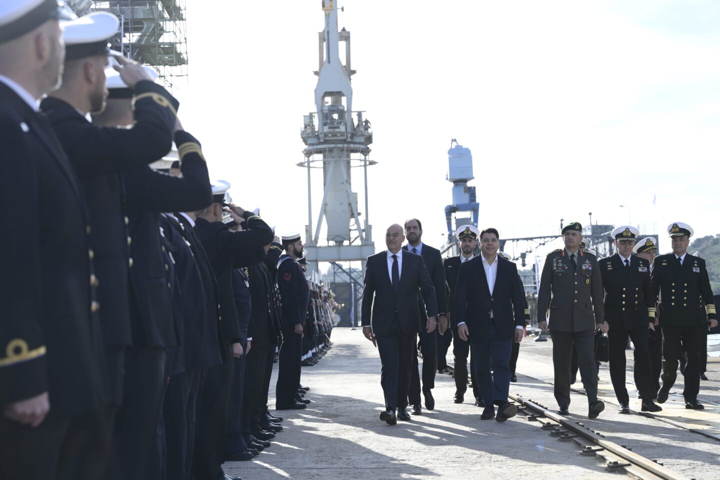 Δένδιας