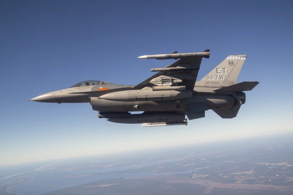 F-16