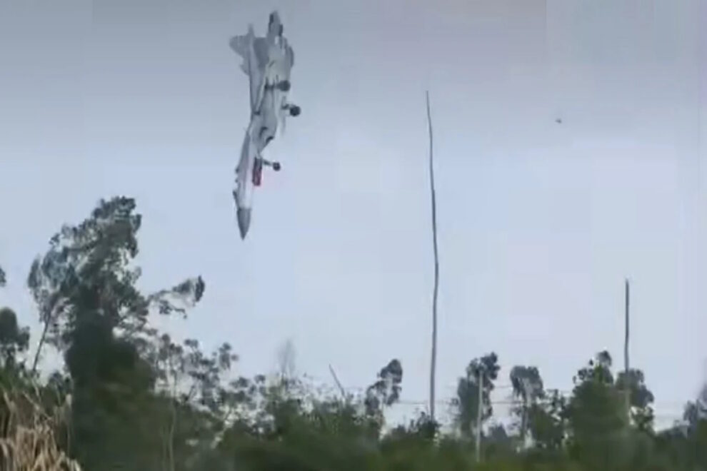 J-15