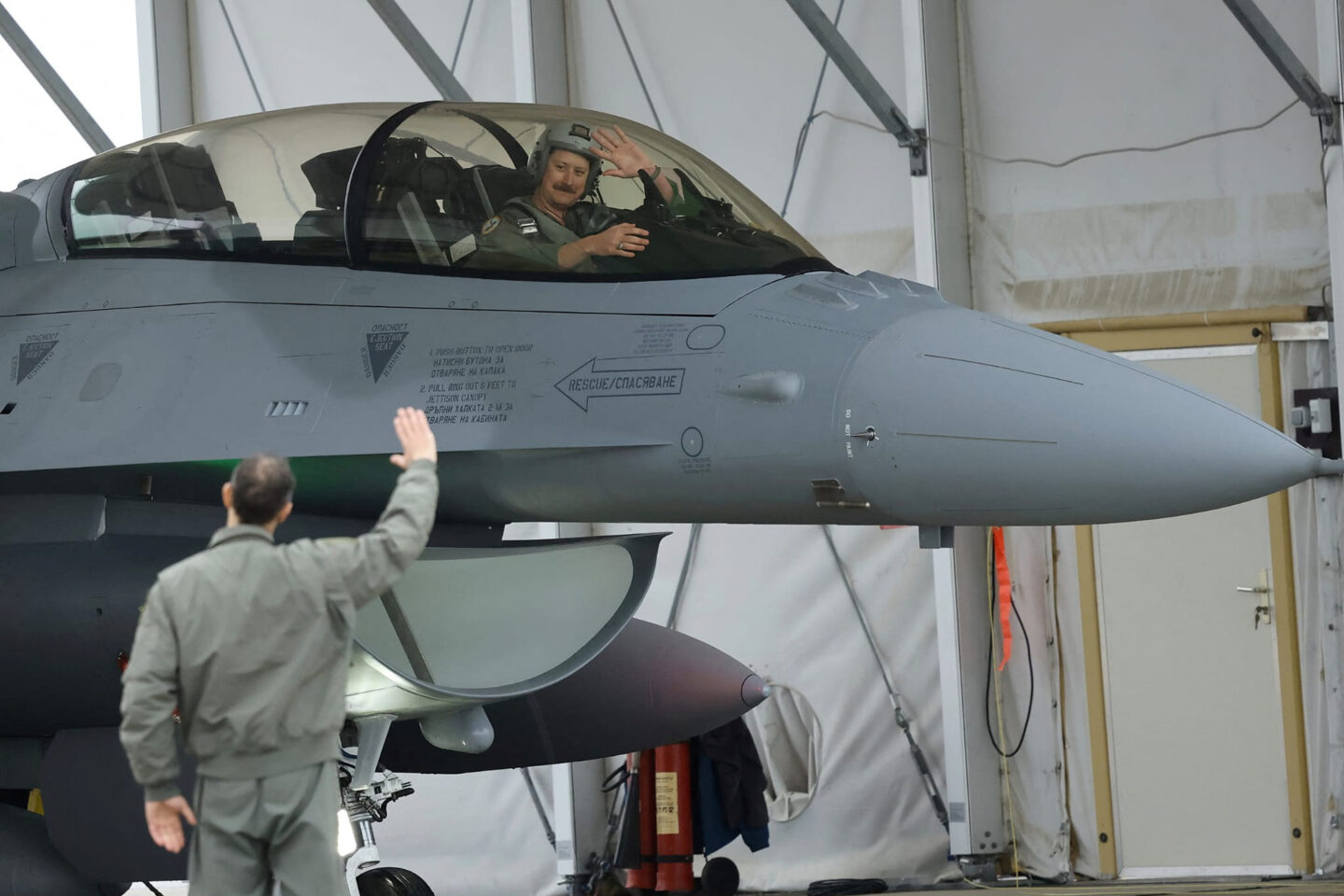 F-16 Viper - AMRAAM - Βουλγαρία