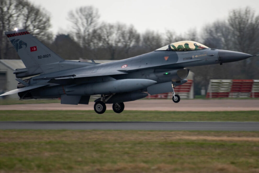 F-16
