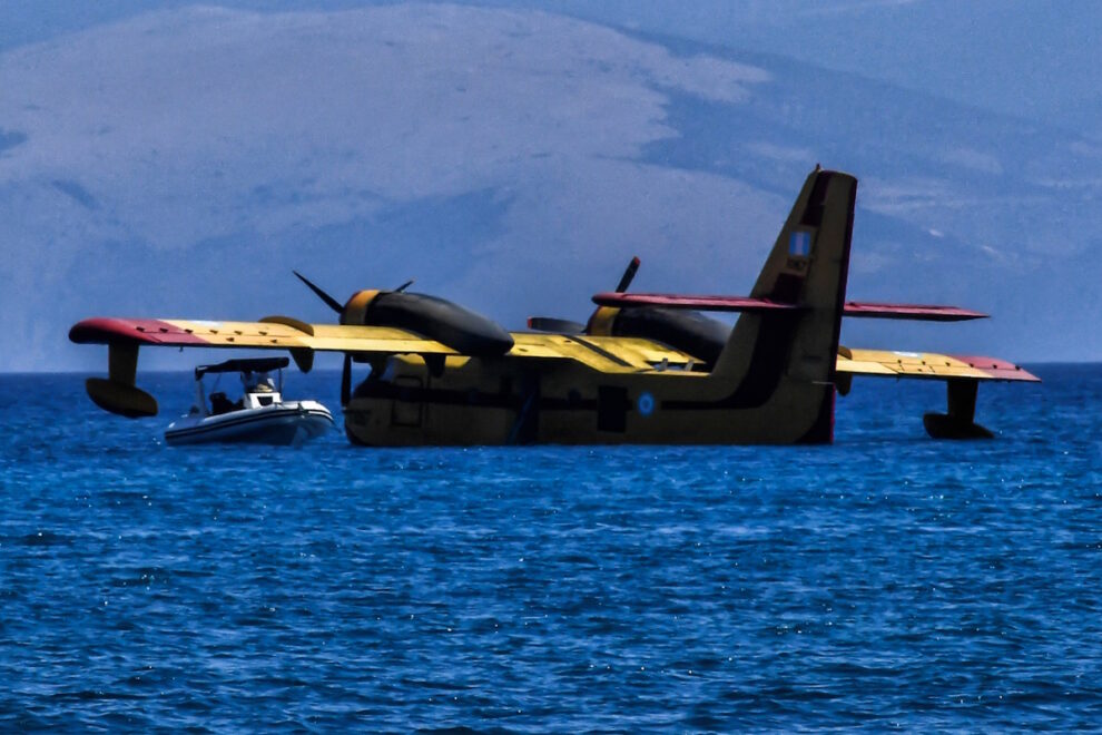 CL-215