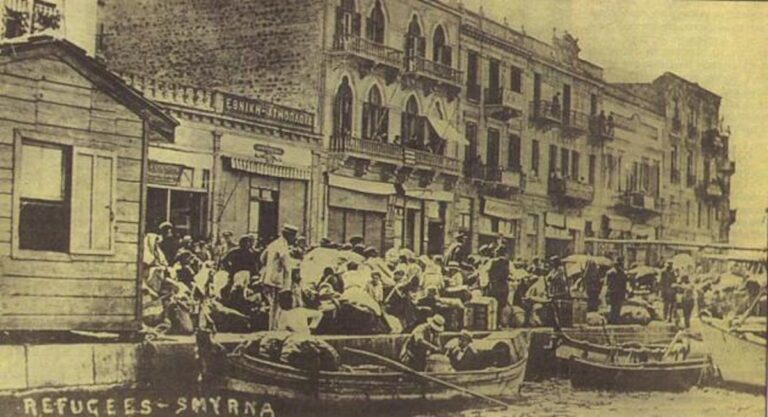 Σαν σήμερα: Το 1922 ο τουρκικός Στρατός μπαίνει στη Σμύρνη και αρχίζει τη σφαγή