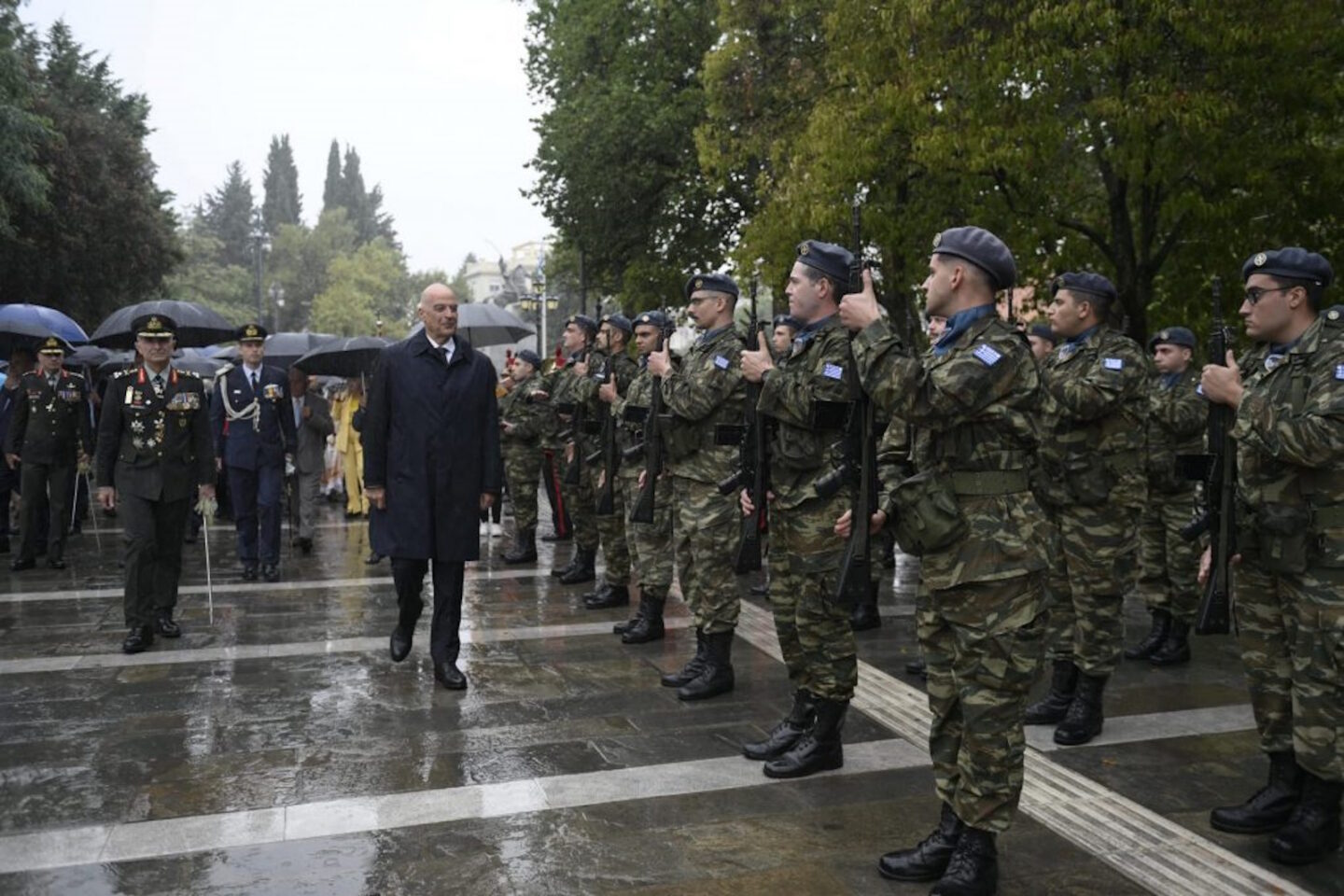 Δένδιας