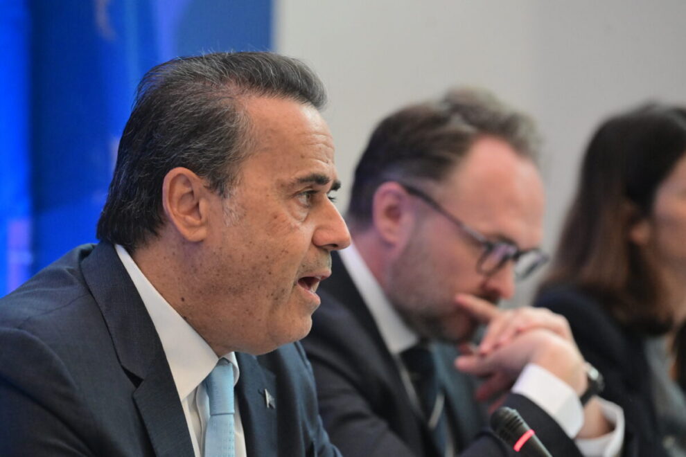 Παπασταύρου