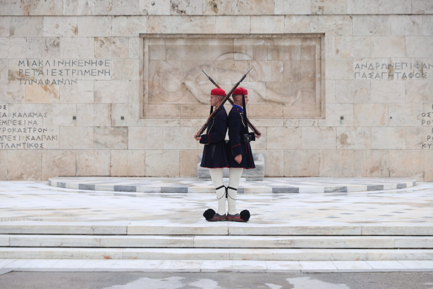 Επιτροπή - Μνημείο Αγνώστου Στρατιώτη