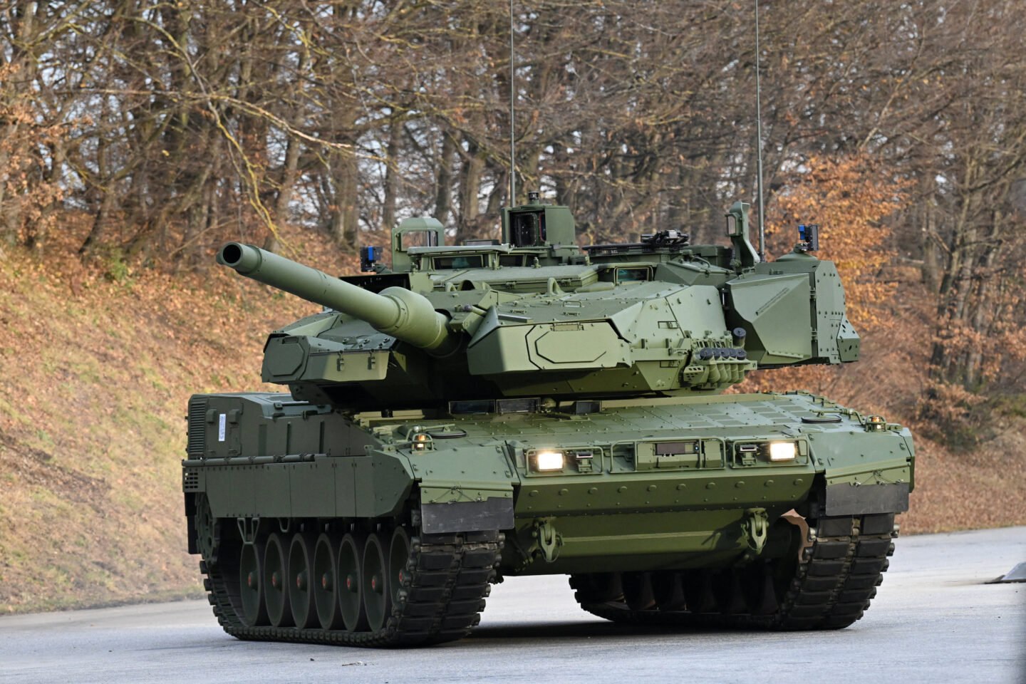 Leopard 2A8 - Trophy