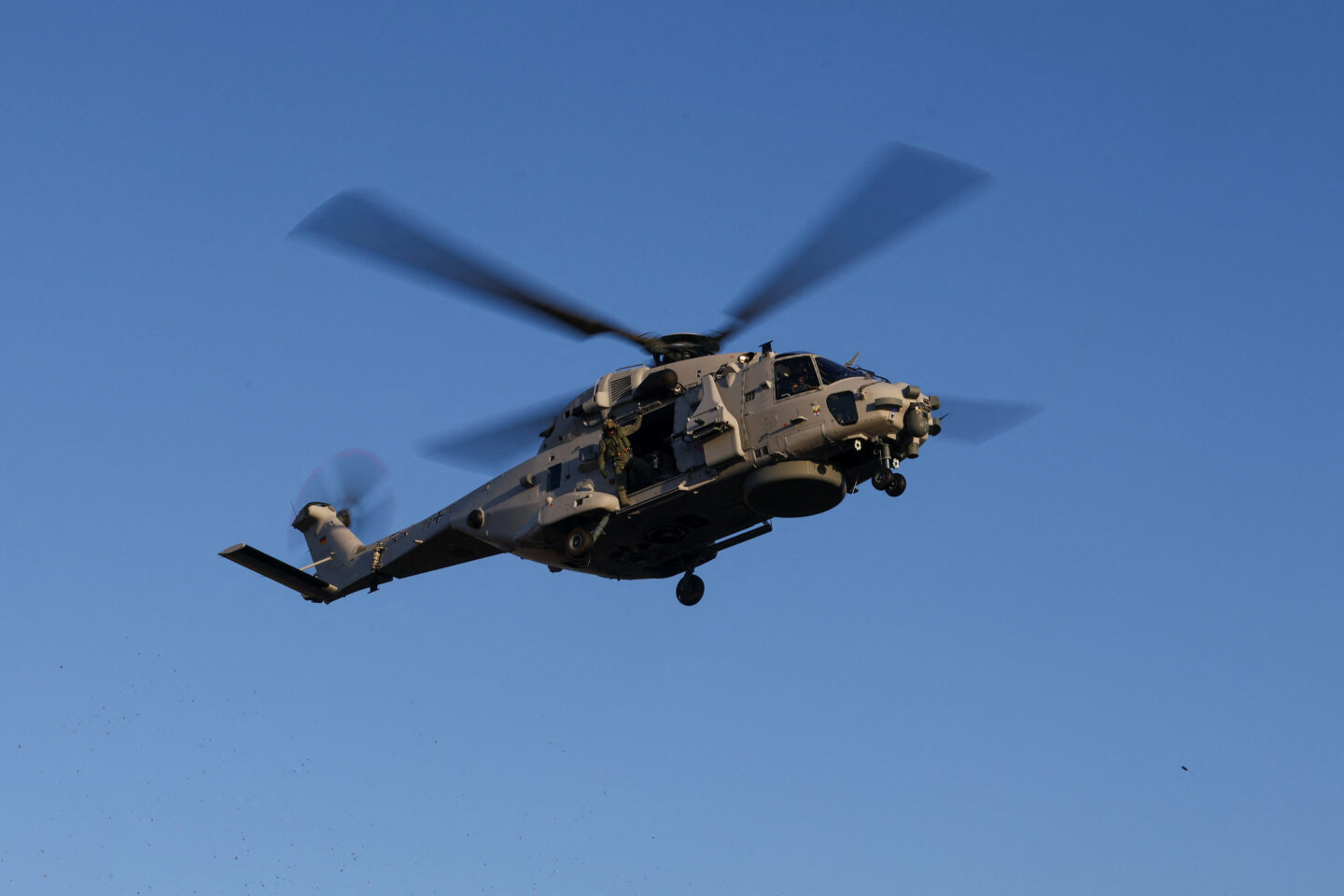 NH90