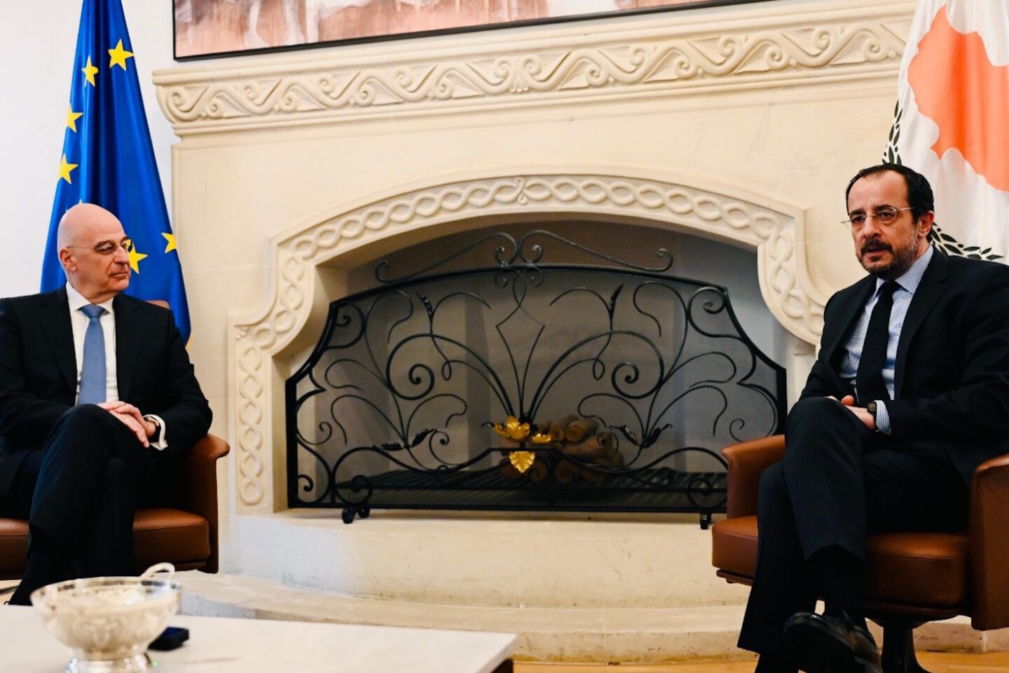 Δένδιας