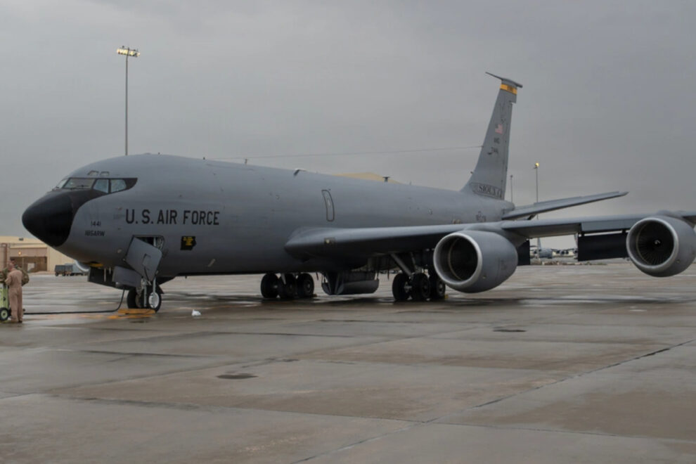 KC-135
