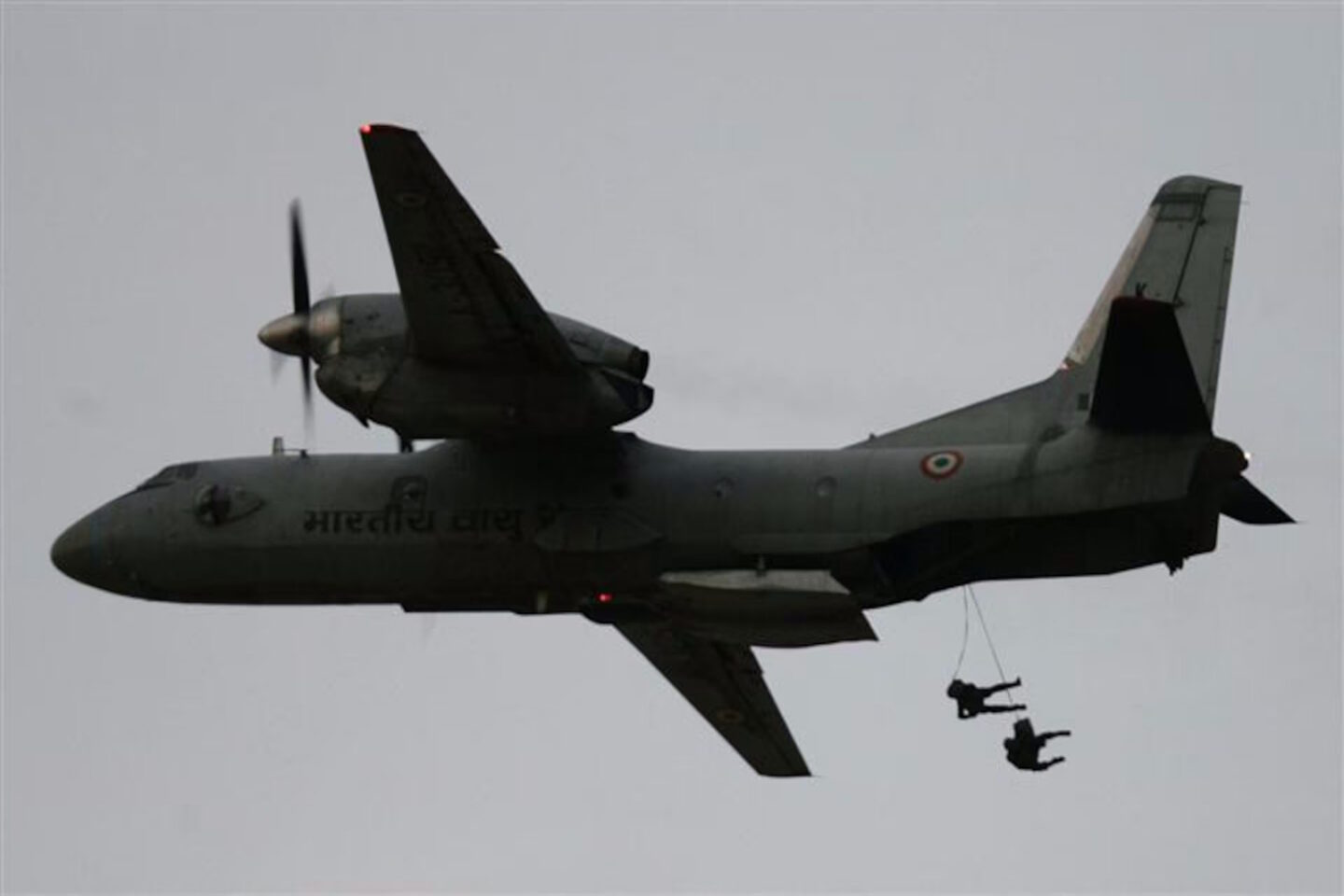 An-32