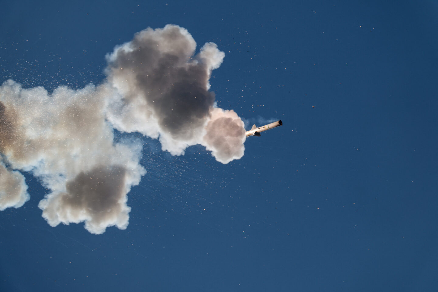 Αναχαίτιση στόχου από βλήμα Iron Dome