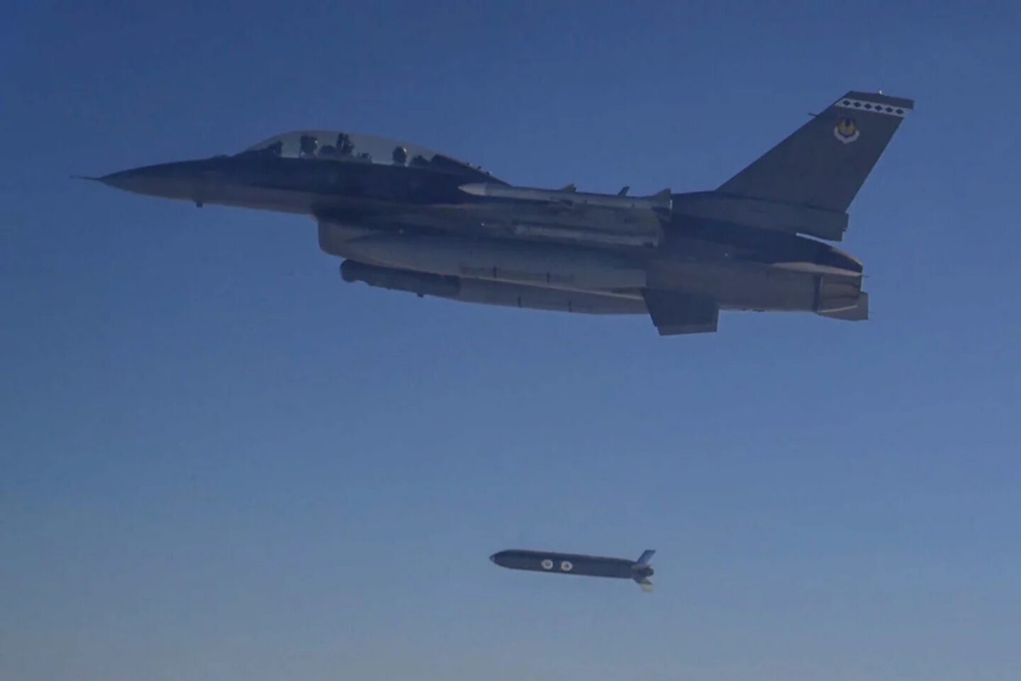 Εκτόξευση πυραύλου Rusty Dagger από αμερικανικό F-16