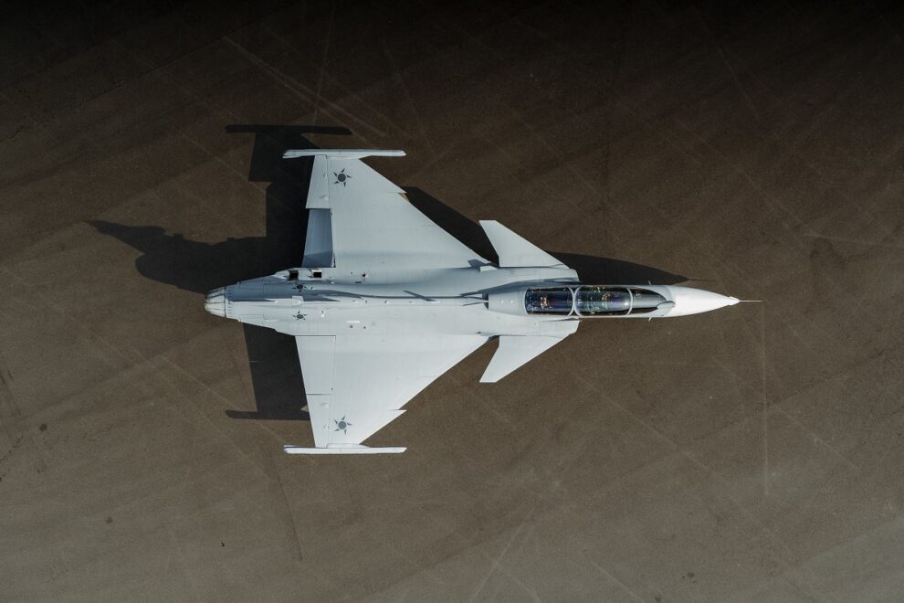 Gripen F
