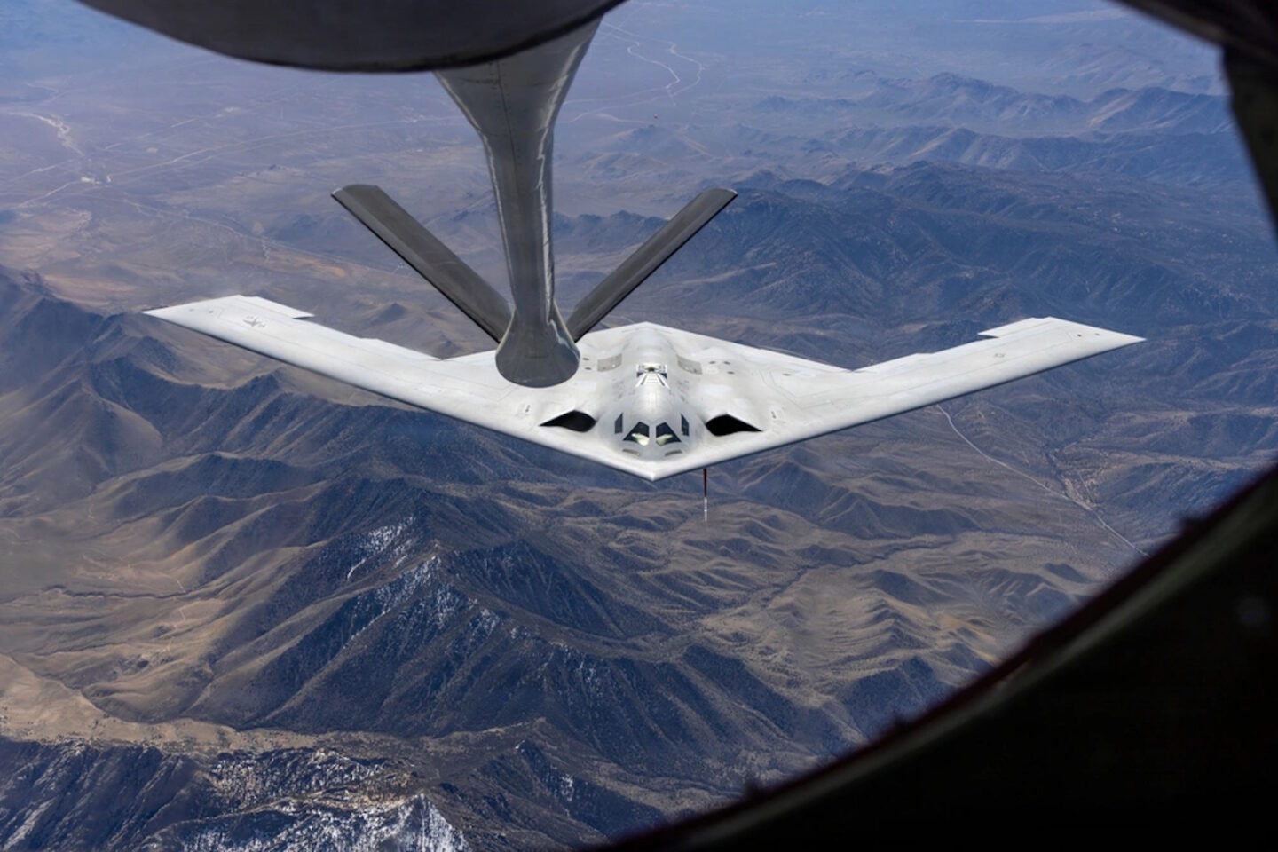 Stealth στρατηγικό βομβαρδιστικό αεροσκάφος τύπου B-21 Raider