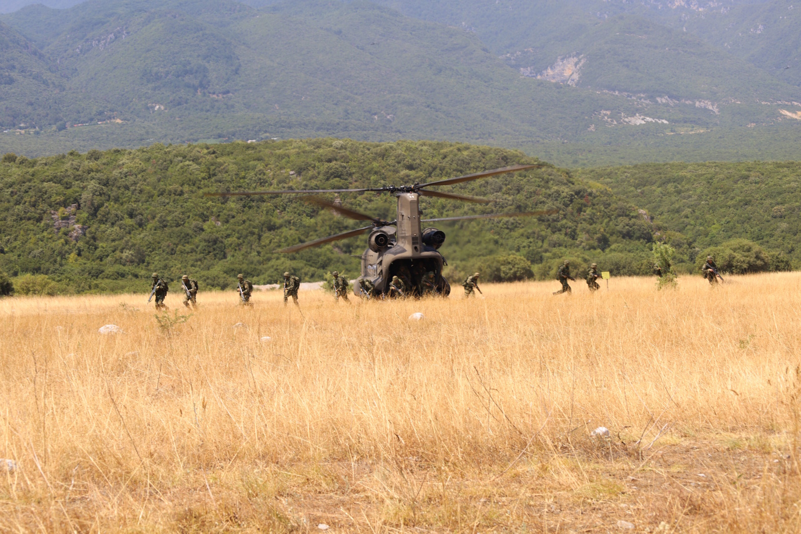 Θερινή εκπαίδευση της Στρατιωτικής Σχολής