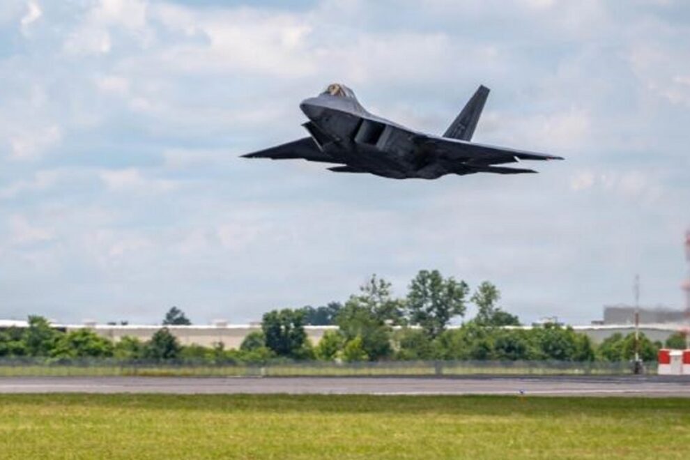 F-22 Raptor