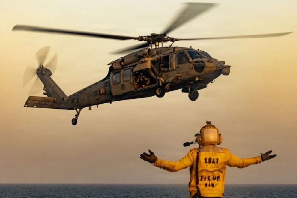MH-60 SEAHAWK