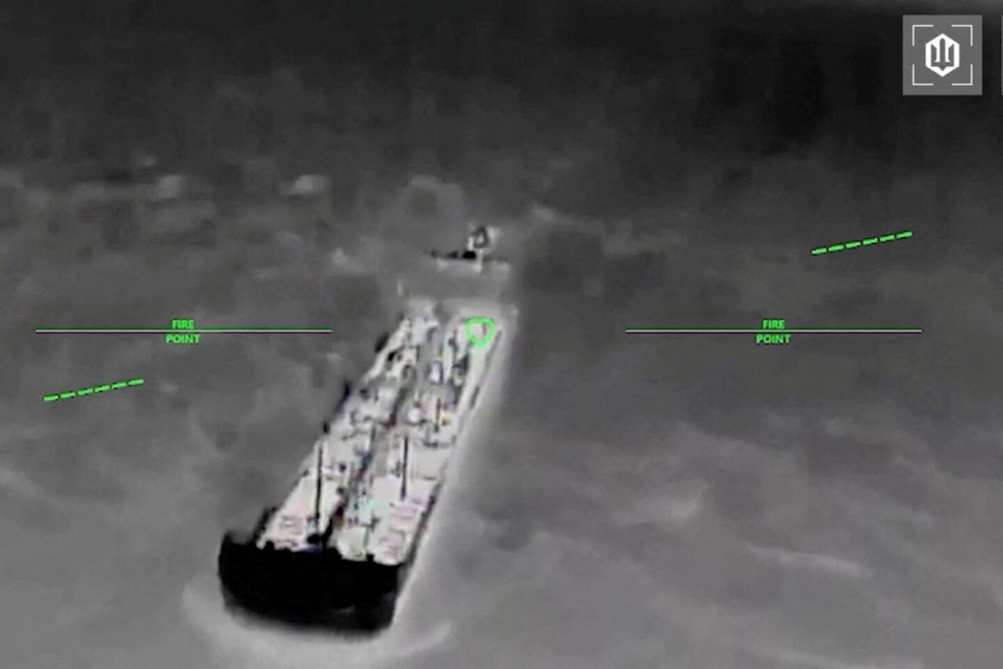 Η στιγμή πλήγματος ουκρανικού drone σε ρωσικό τάνκερ