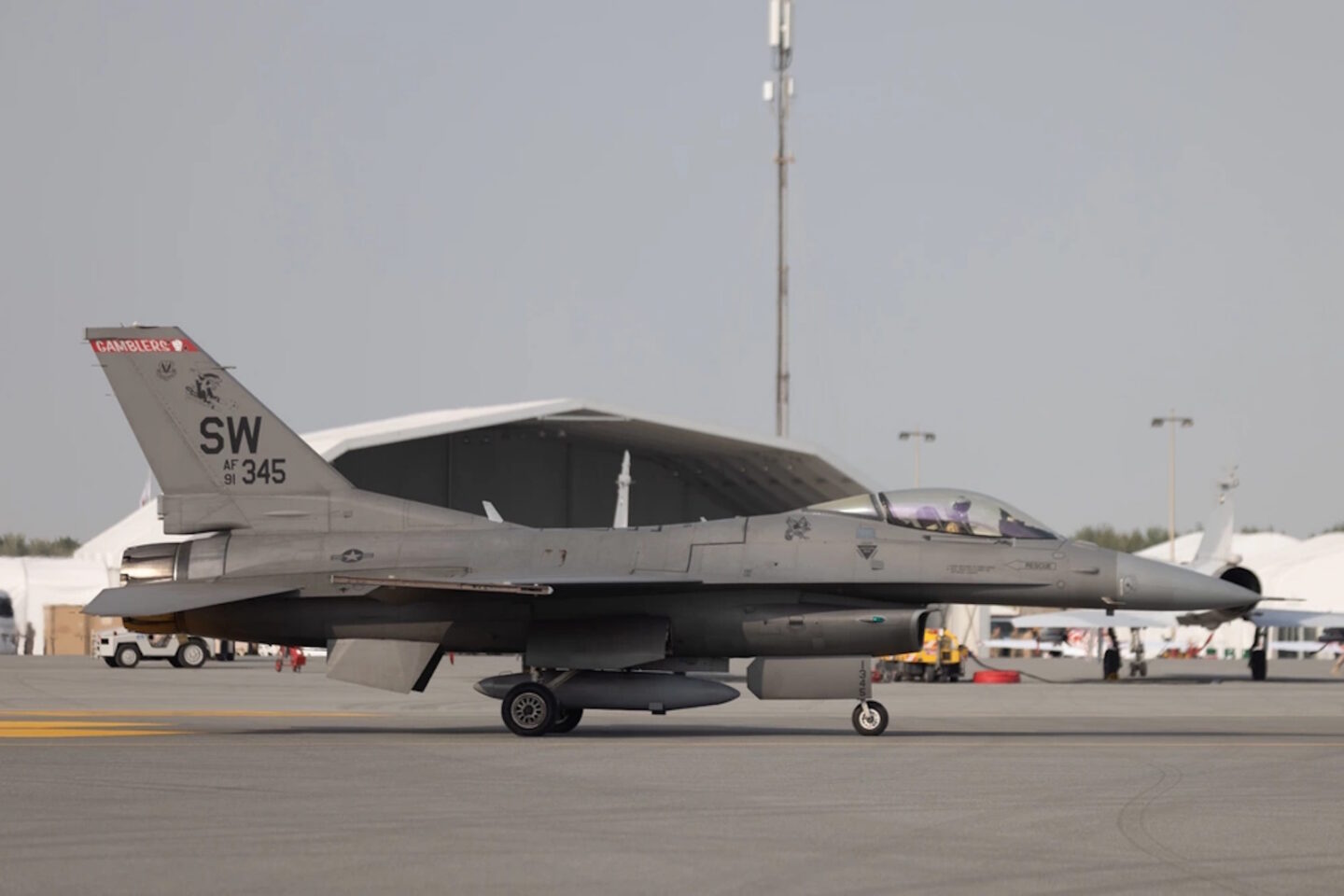 Αμερικανικό F-16 σε βάση του Μπαχρέιν