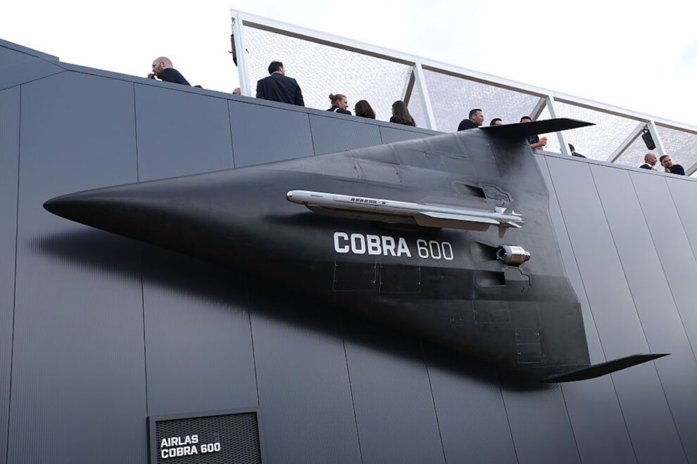 Cobra 600