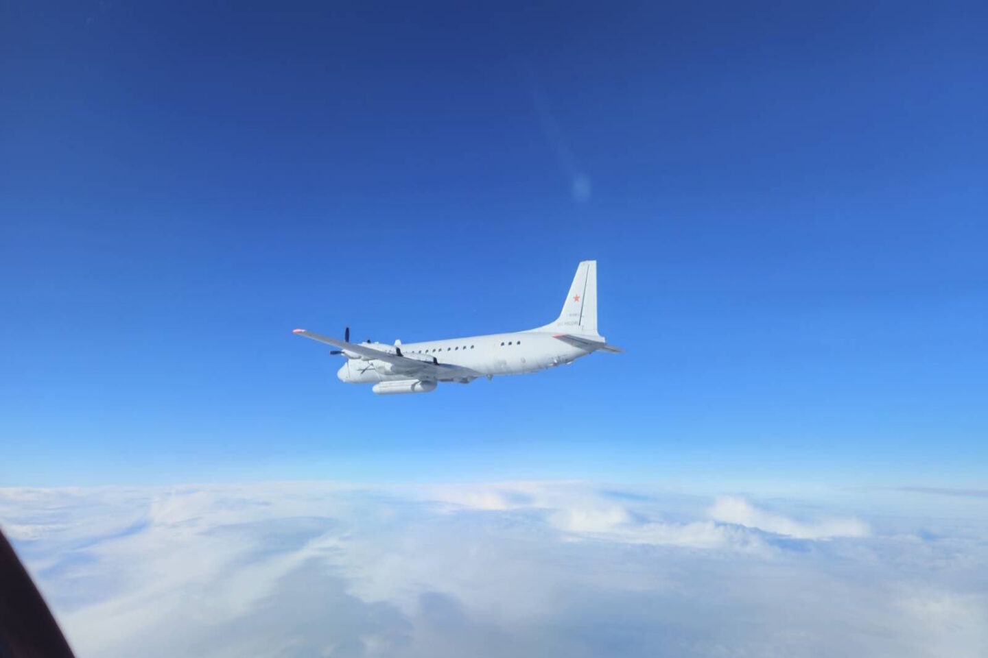 Το ρωσικό Il-20 που αναχαίτισαν πολωνικά μαχητικά αεροσκάφη