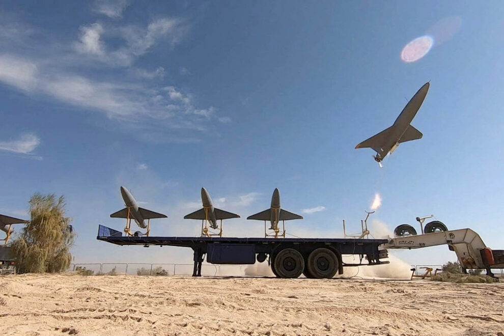 Εκτόξευση drone κατά τη διάρκεια ασκήσεων στο Ιράν / FILE PHOTO/Iranian Army/WANA (West Asia News Agency)/Handout via REUTERS