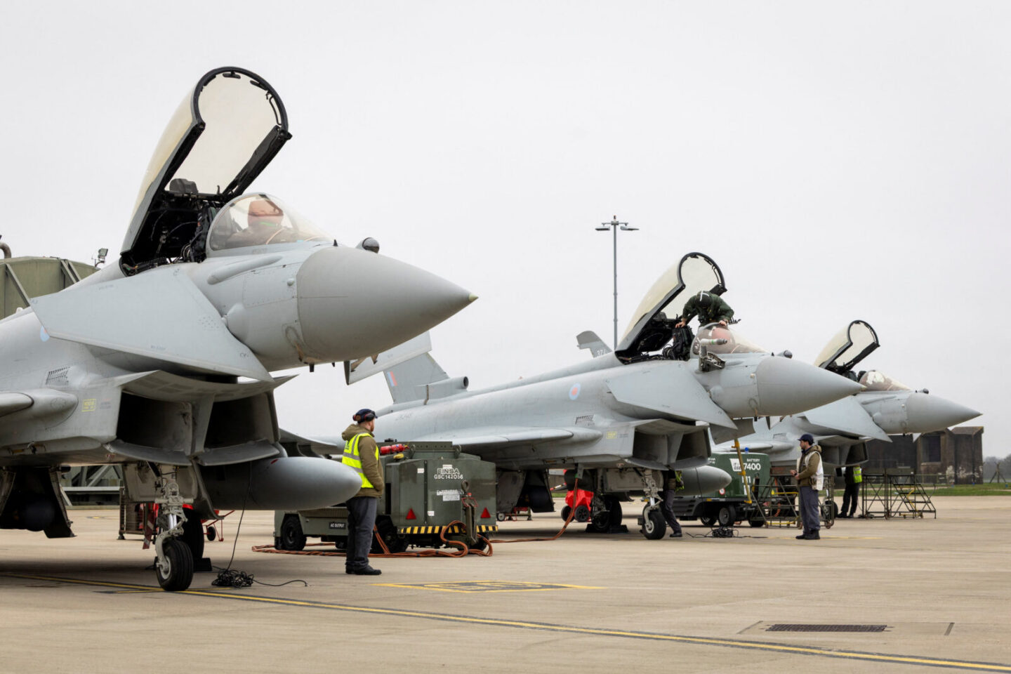 Μαχητικά Eurofighter της RAF / AS1 Shauna Martin RAF/UK MOD Crown/Handout via REUTERS