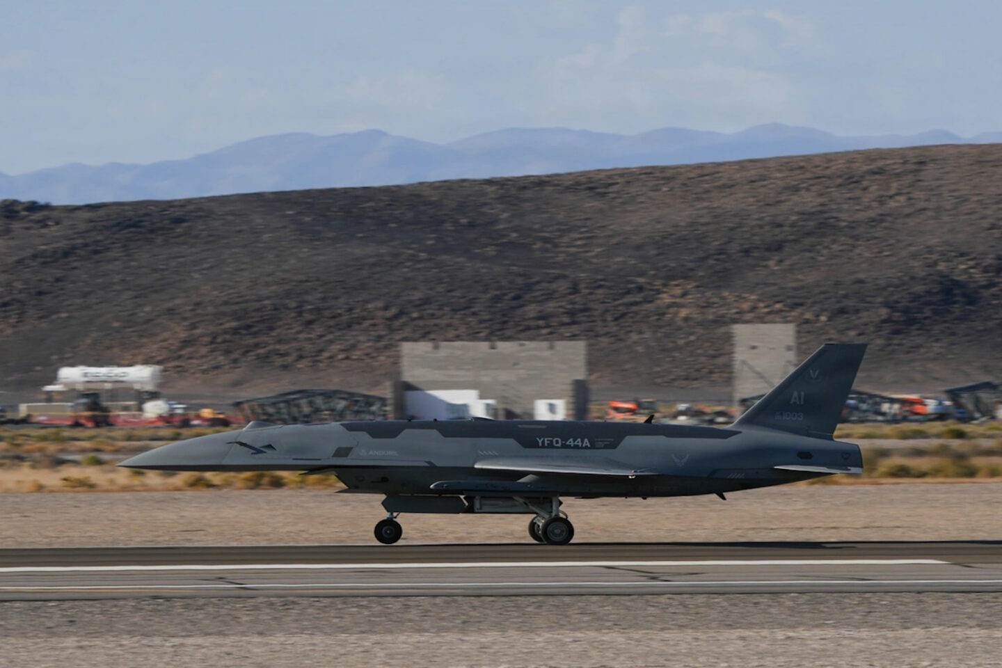 Το YFQ-44A Fury
