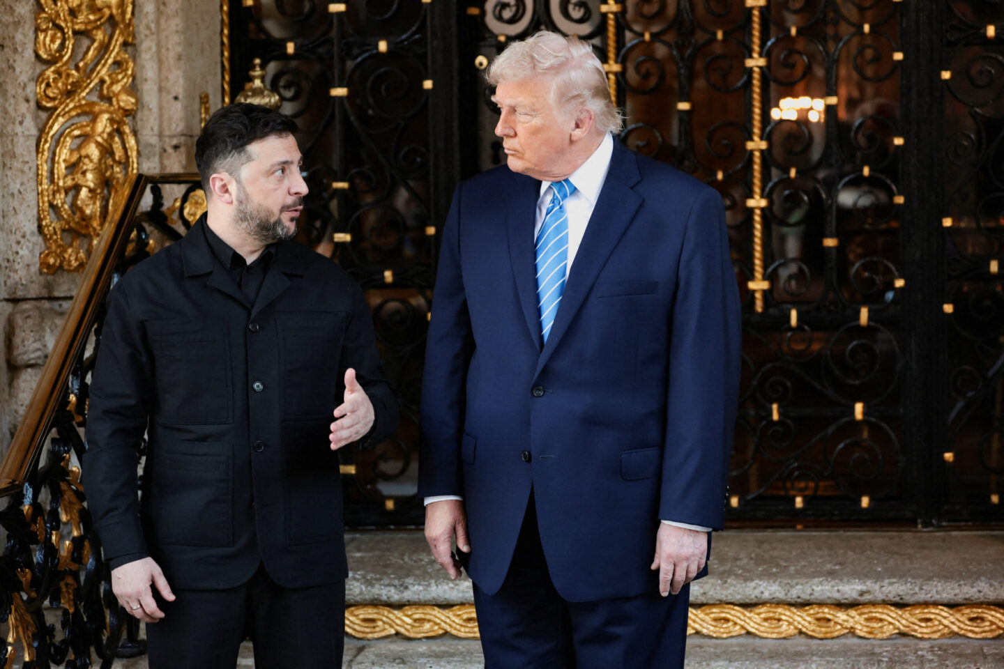 Στιγμιότυπο από προηγούμενη συνάντηση του Τραμπ με τον Ζελένσκι / REUTERS/Jonathan Ernst/File Photo
