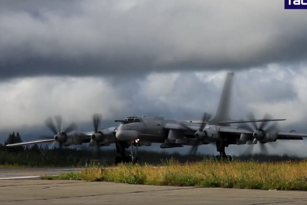 Tu-95
