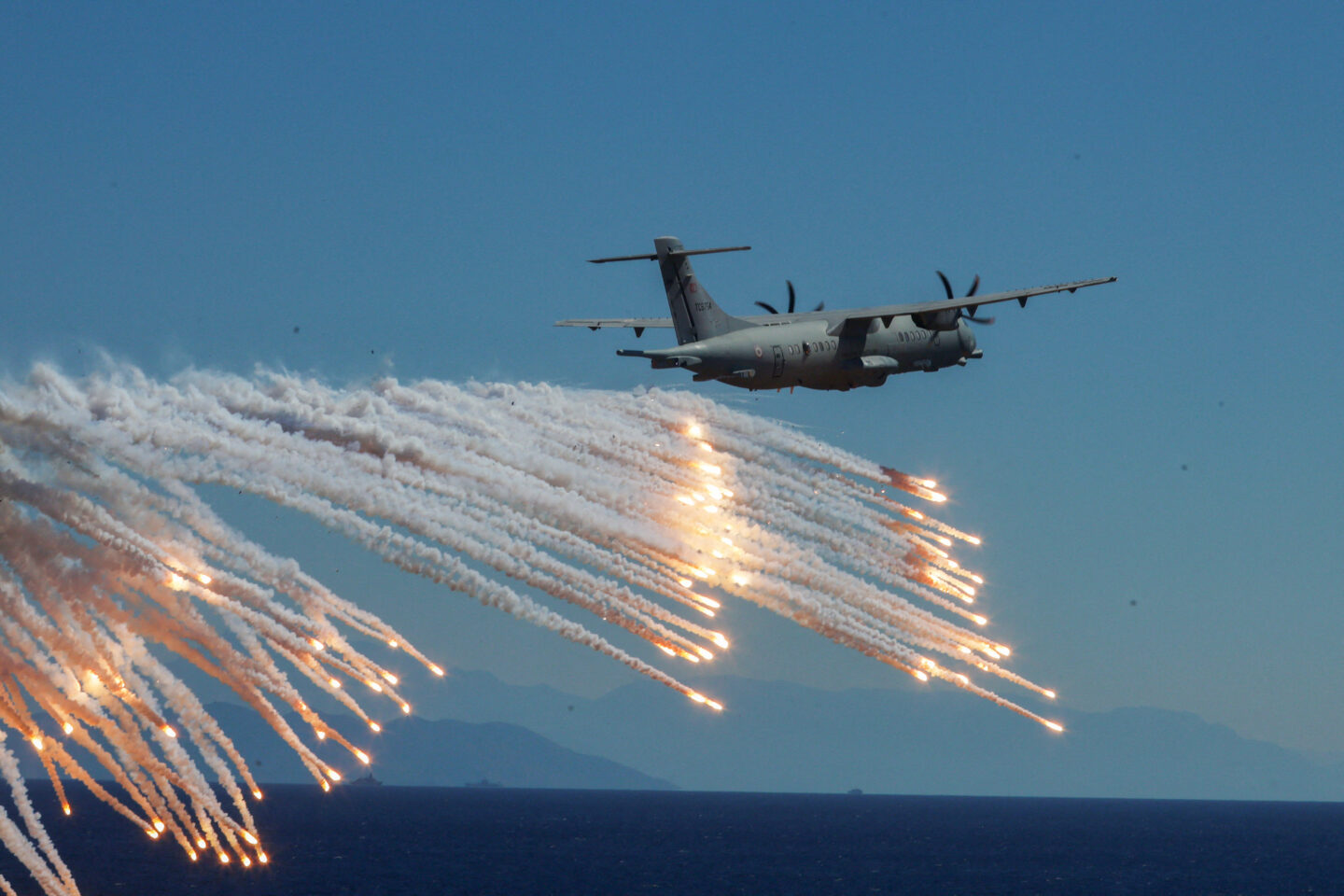 Τουρκικό ATR-72 - παραβιάσεις