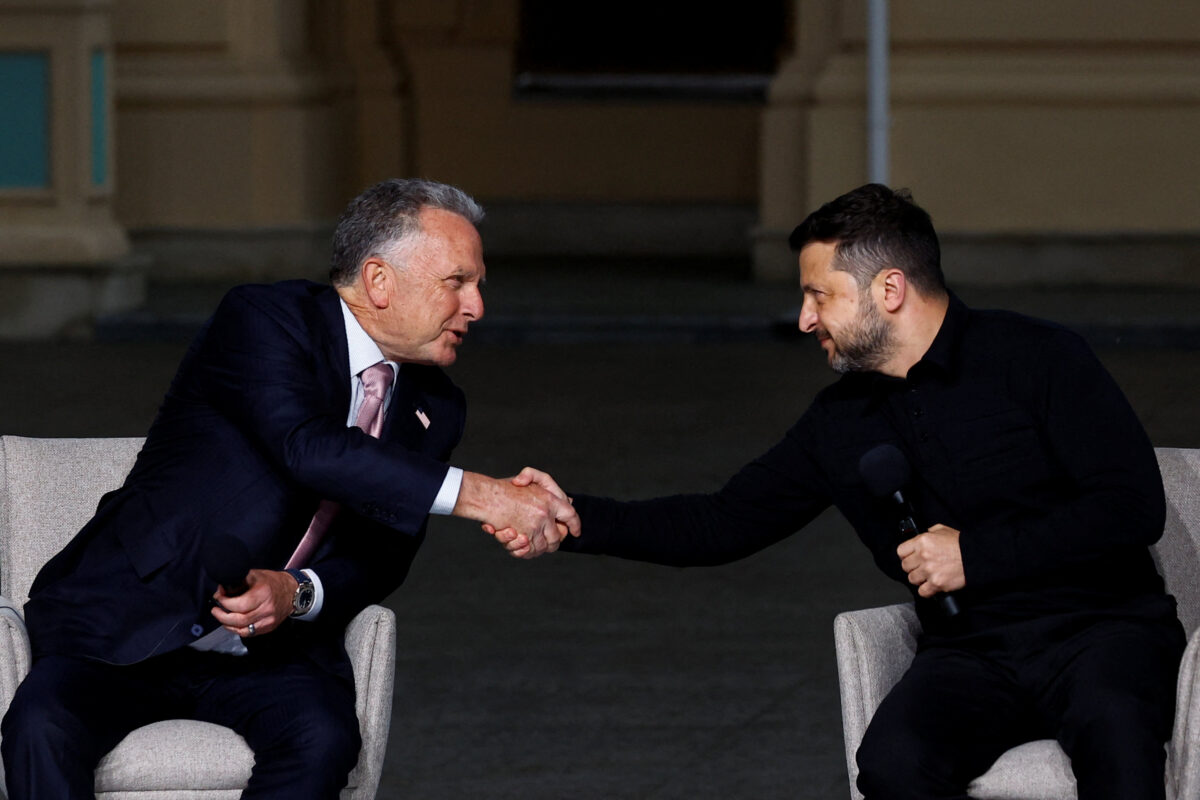 Ζελένσκι: «Φαίνεται ότι ο πόλεμος θα συνεχιστεί αυτόν τον χειμώνα», λέει ο Ουκρανός πρόεδρος μετά τις συνομιλίες με τους απεσταλμένους των ΗΠΑ