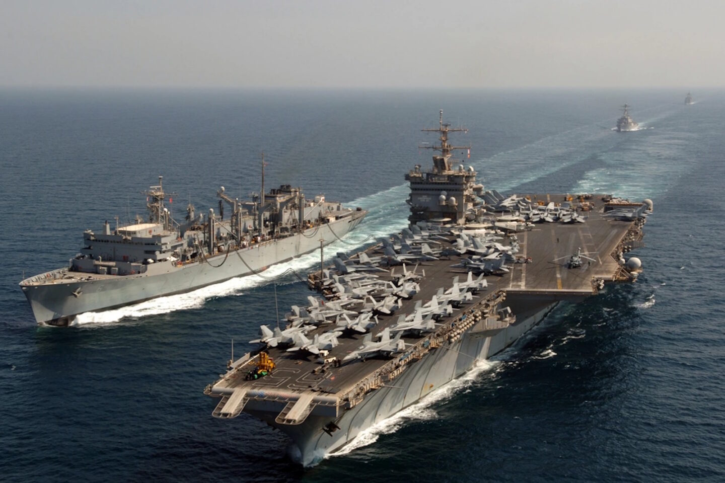 Το αεροπλανοφόρο USS Enterprise