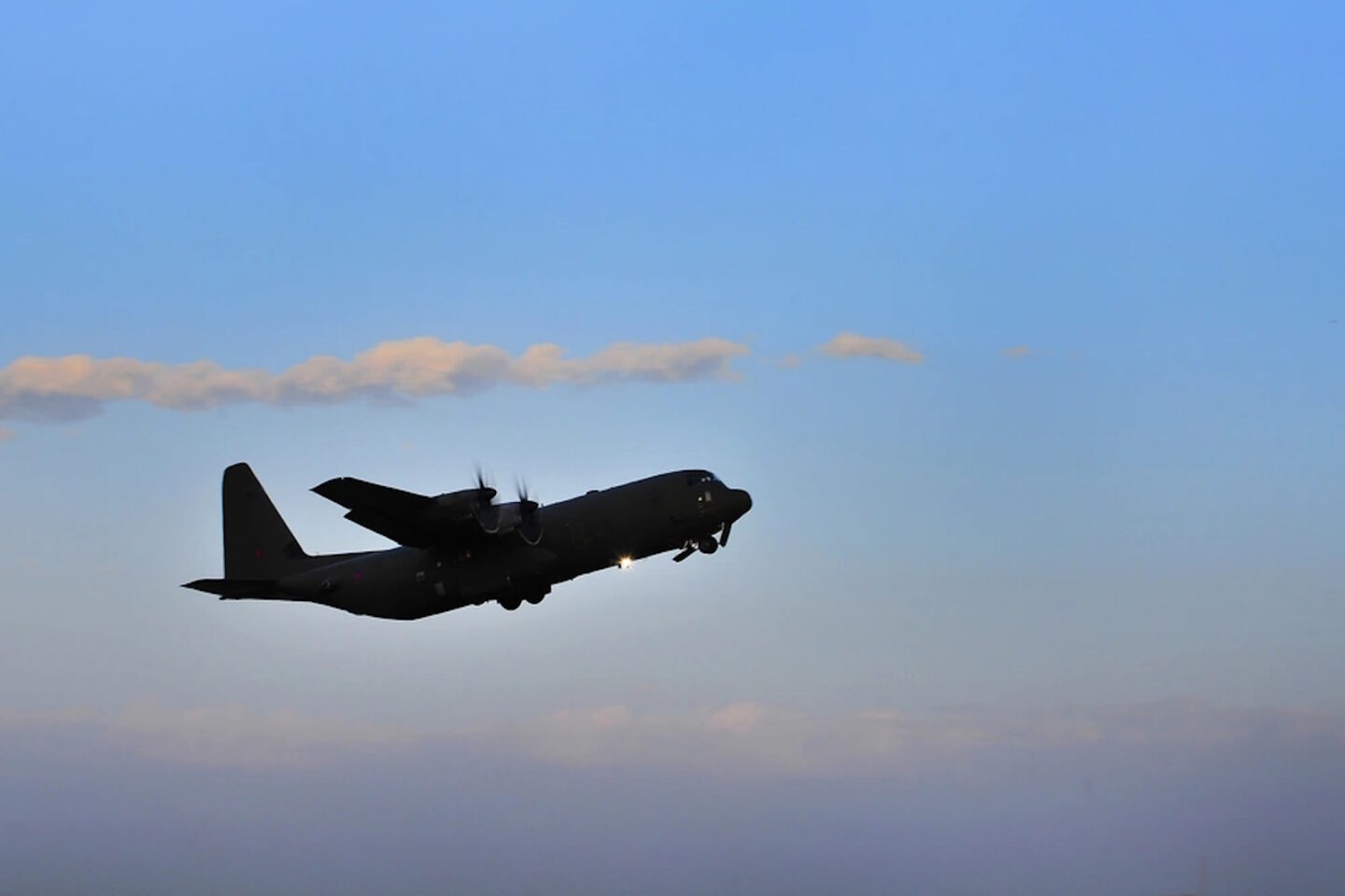 C-130J της RAF