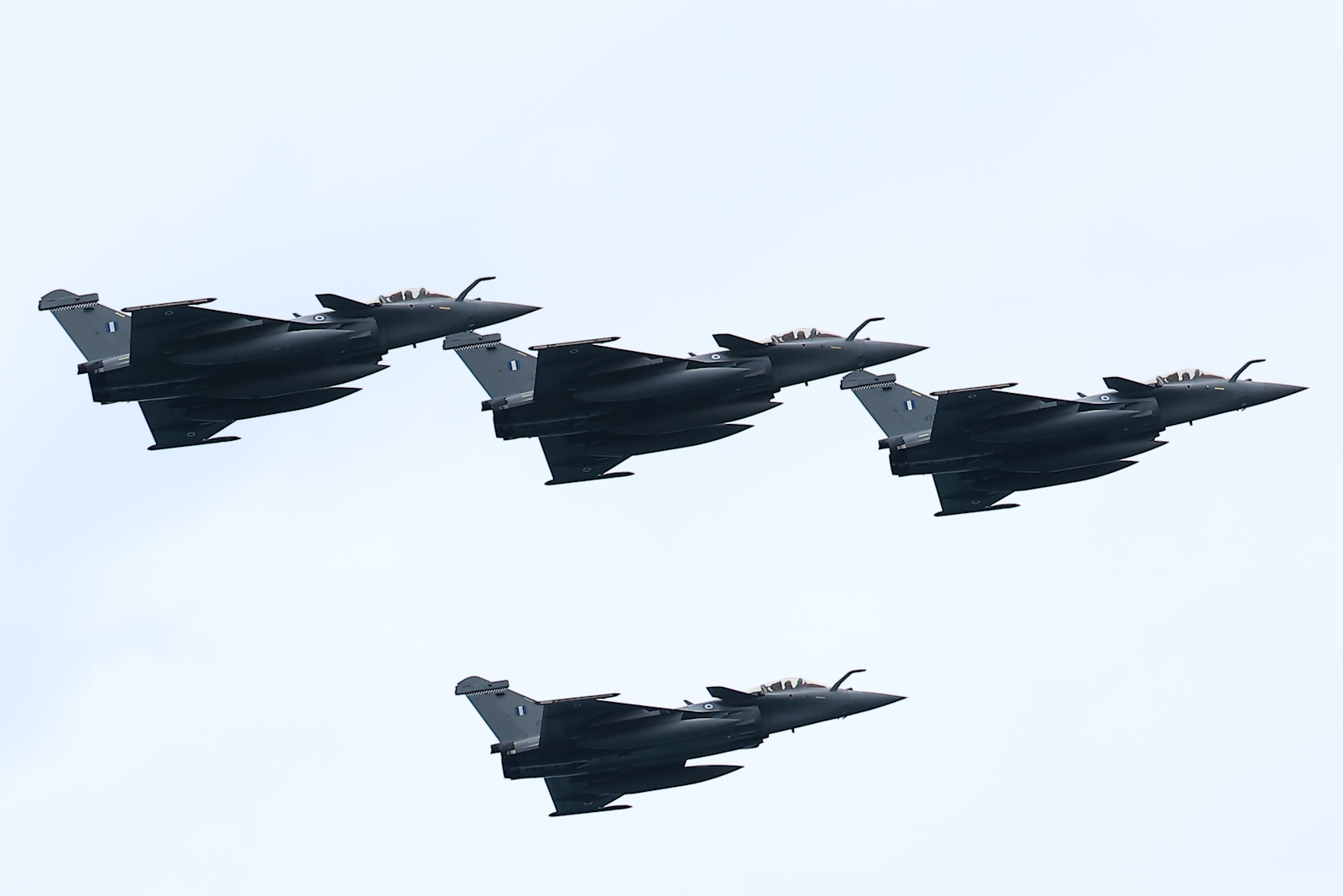 Σχηματισμός Rafale στην στρατιωτική παρέλαση της Θεσσαλονίκης